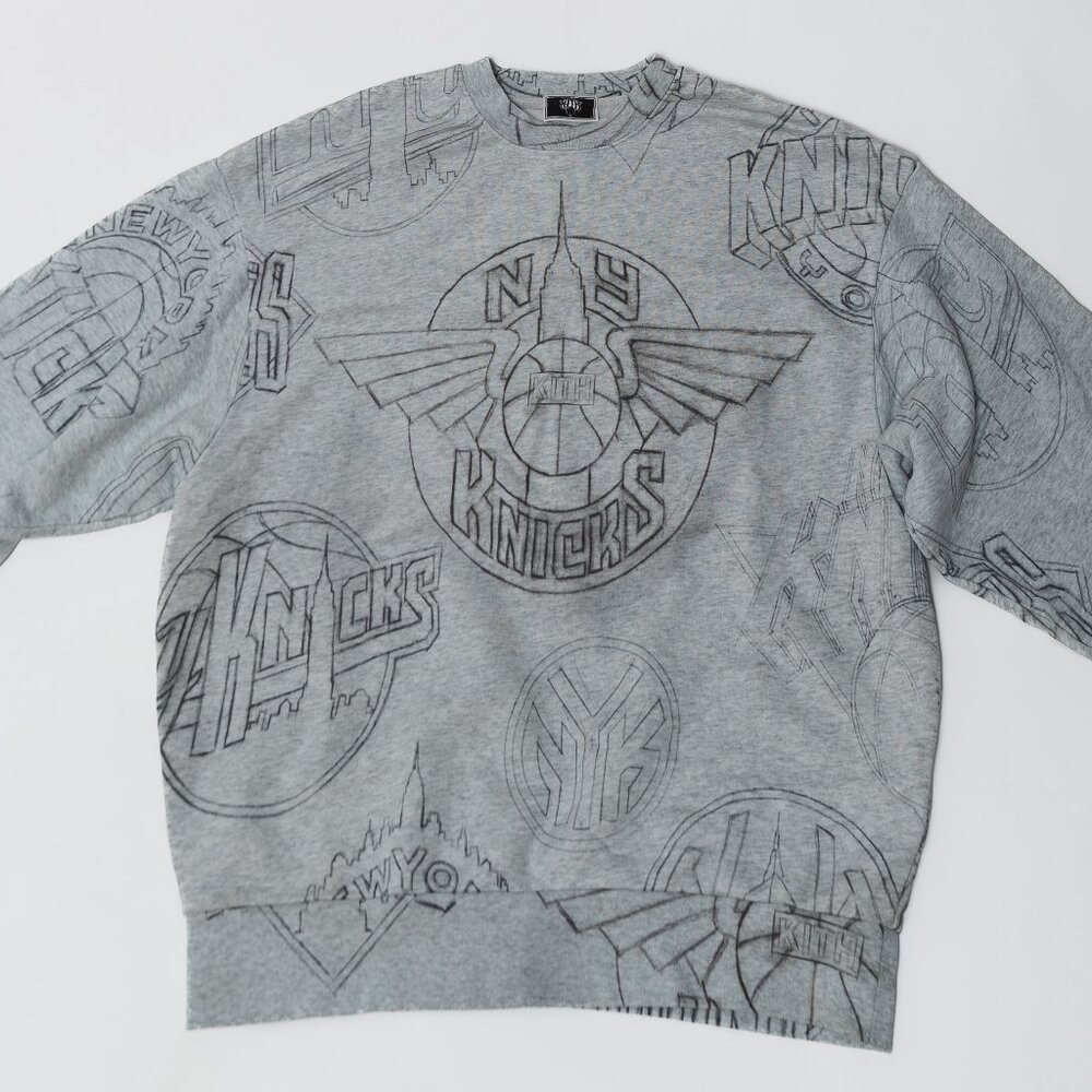Share Kith x New York Knicks All Over Logo Crewneck Sweatshirt Grey Size S